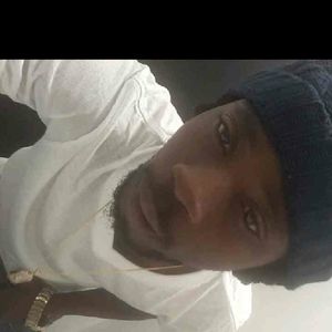 Meet your Posher, Cj